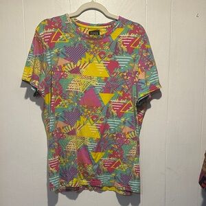 Super Massive size L tshirt‎